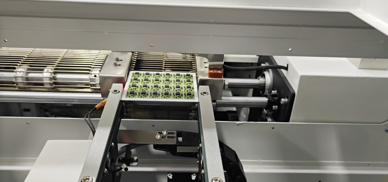 Selain Instalasi dan Pelatihan