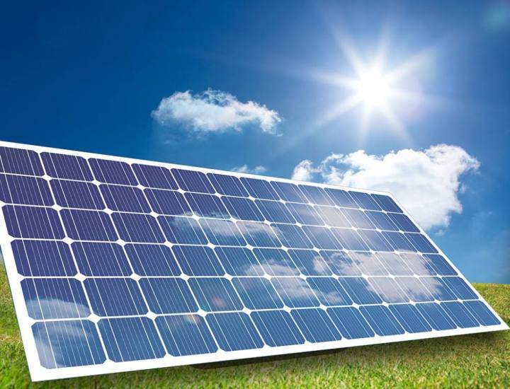 Manufaktur Panel Surya