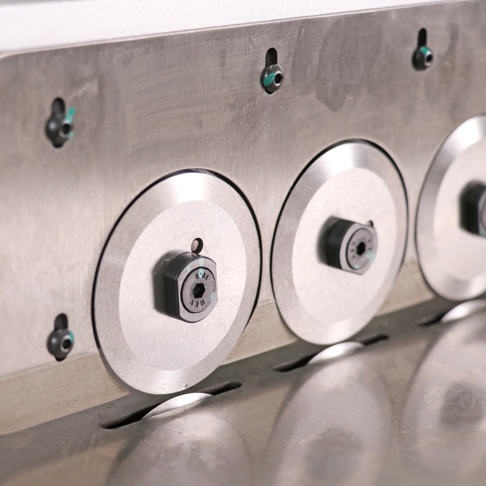 TIK-LS1200 | Mesin V-Cut PCB Pemisah LED