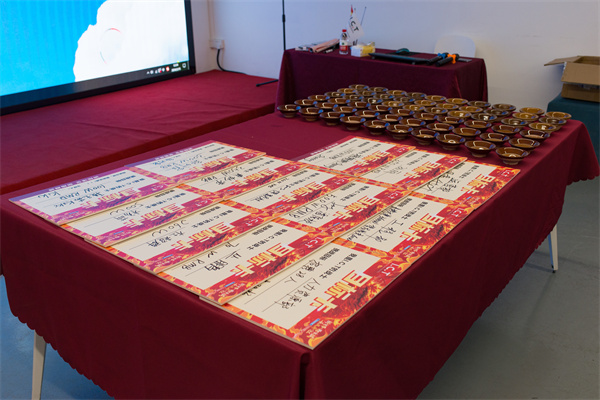 Pertarungan TIK dengan Hati yang Sama (16)