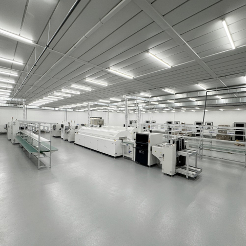 TIK | Mesin Semi Otomatis Jalur Perakitan Bohlam LED